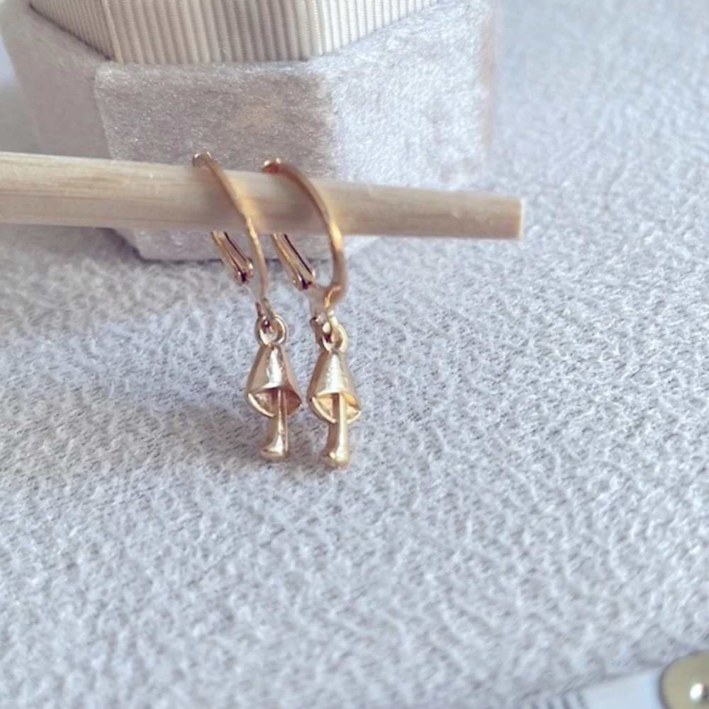 Mushroom dangle earrings
